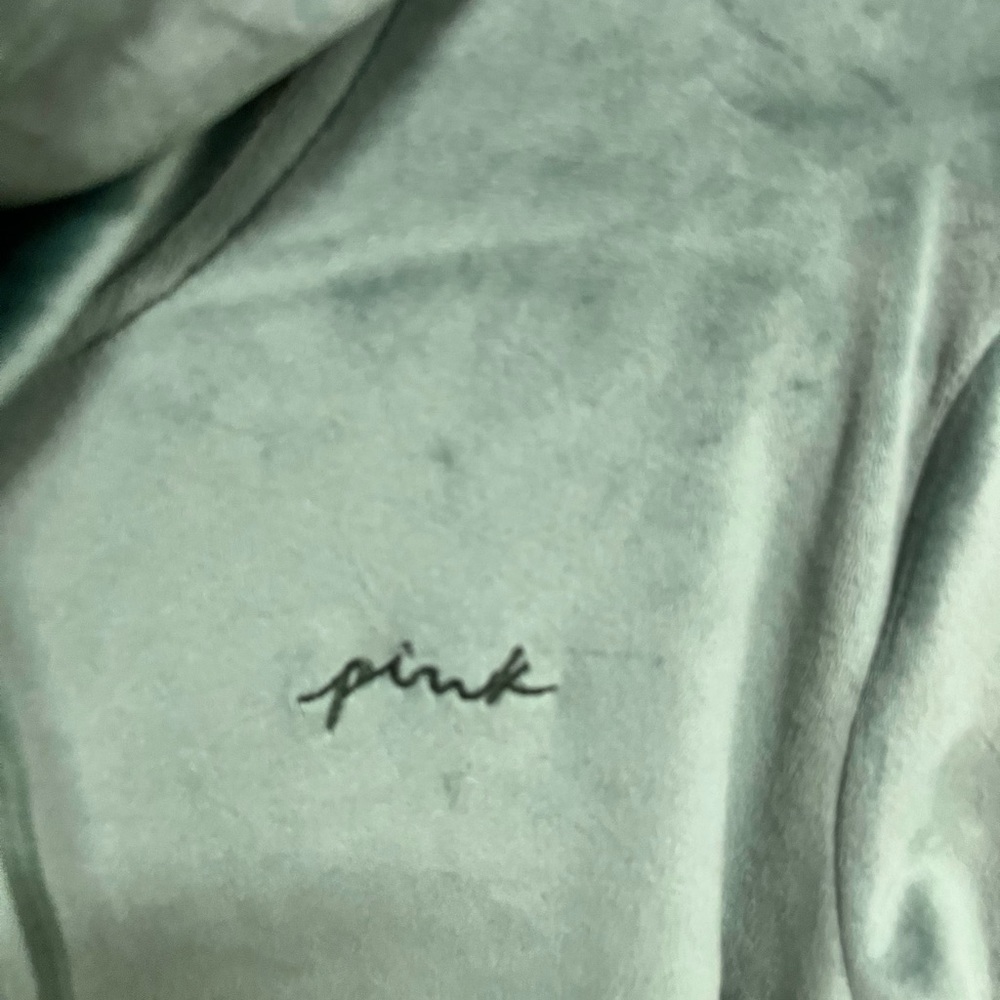Pink - Picture 2 of 4